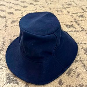 Madewell Short Brimmed Bucket Hat